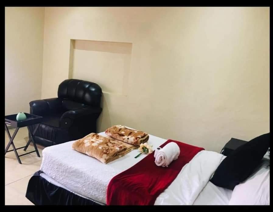ורייניחן Starpoint Guest House מראה חיצוני תמונה