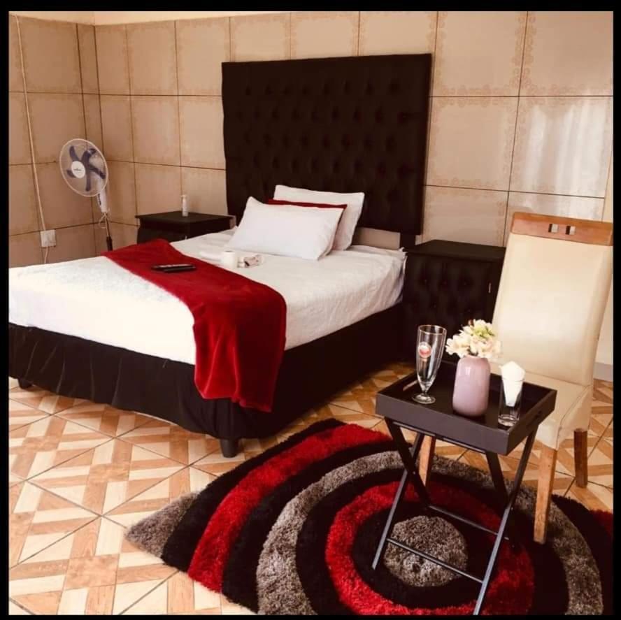 ורייניחן Starpoint Guest House מראה חיצוני תמונה
